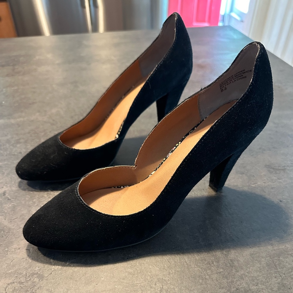Seychelles Black Heels